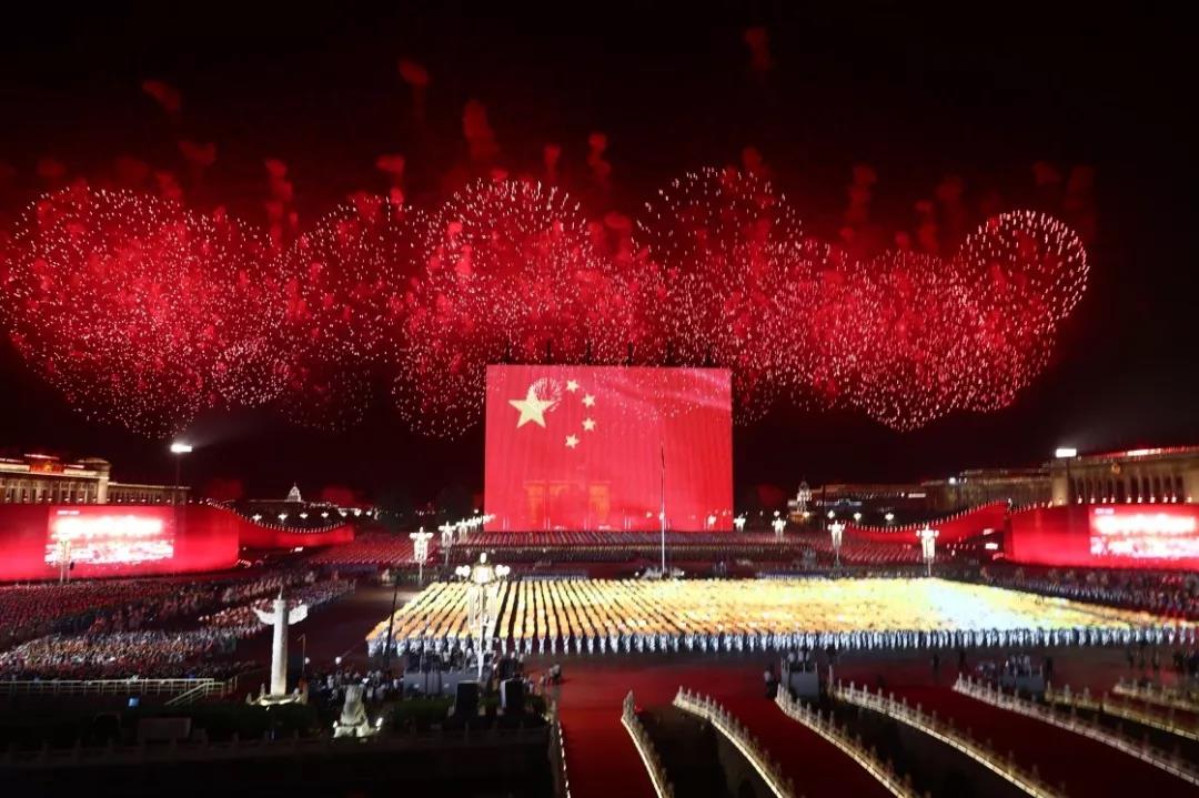 國慶70周年-晚場聯(lián)歡全彩led屏